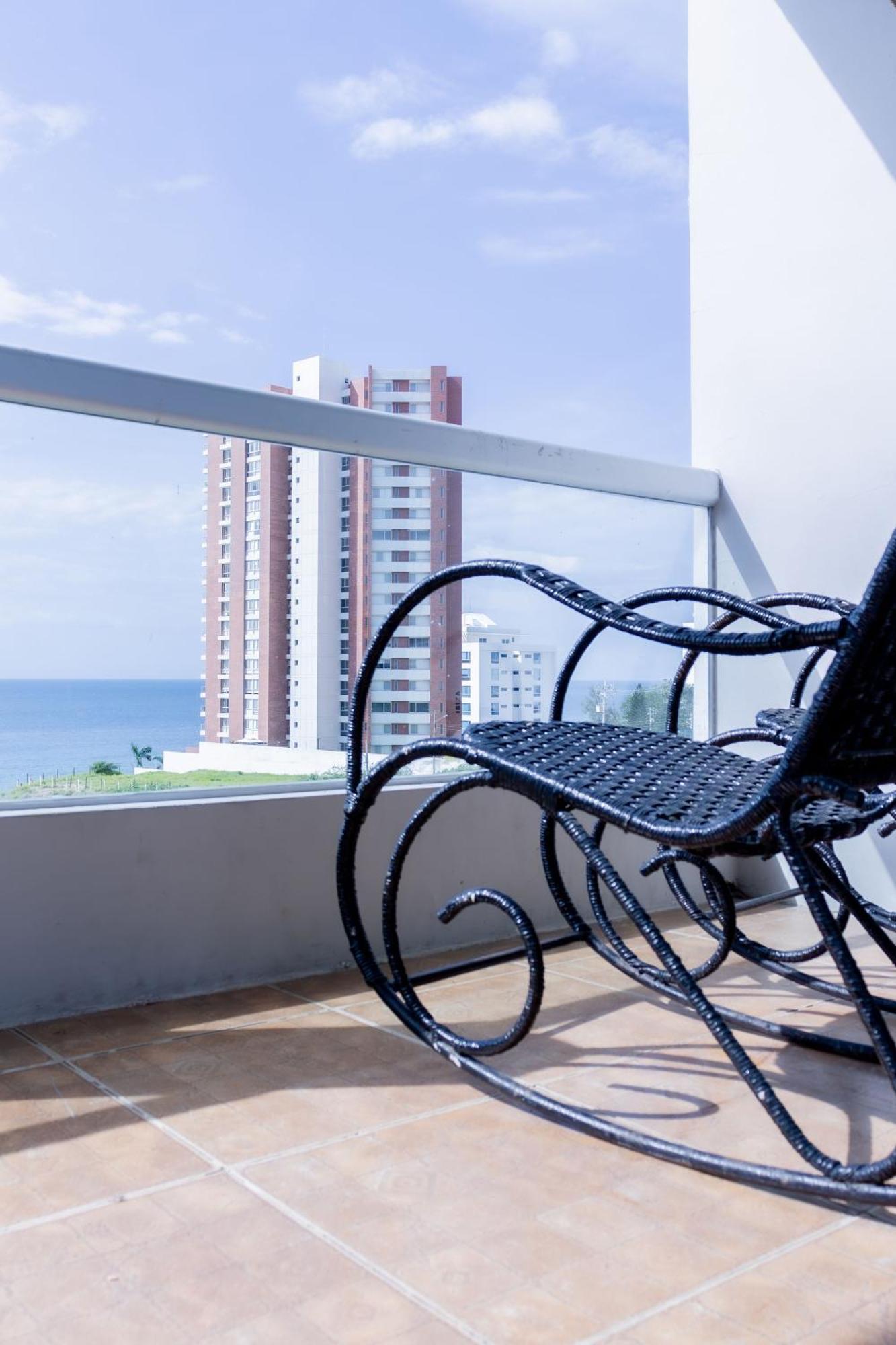 Hostal Antares Манта Екстер'єр фото