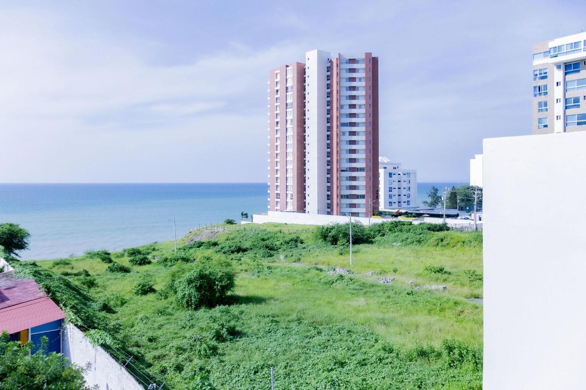 Hostal Antares Манта Екстер'єр фото