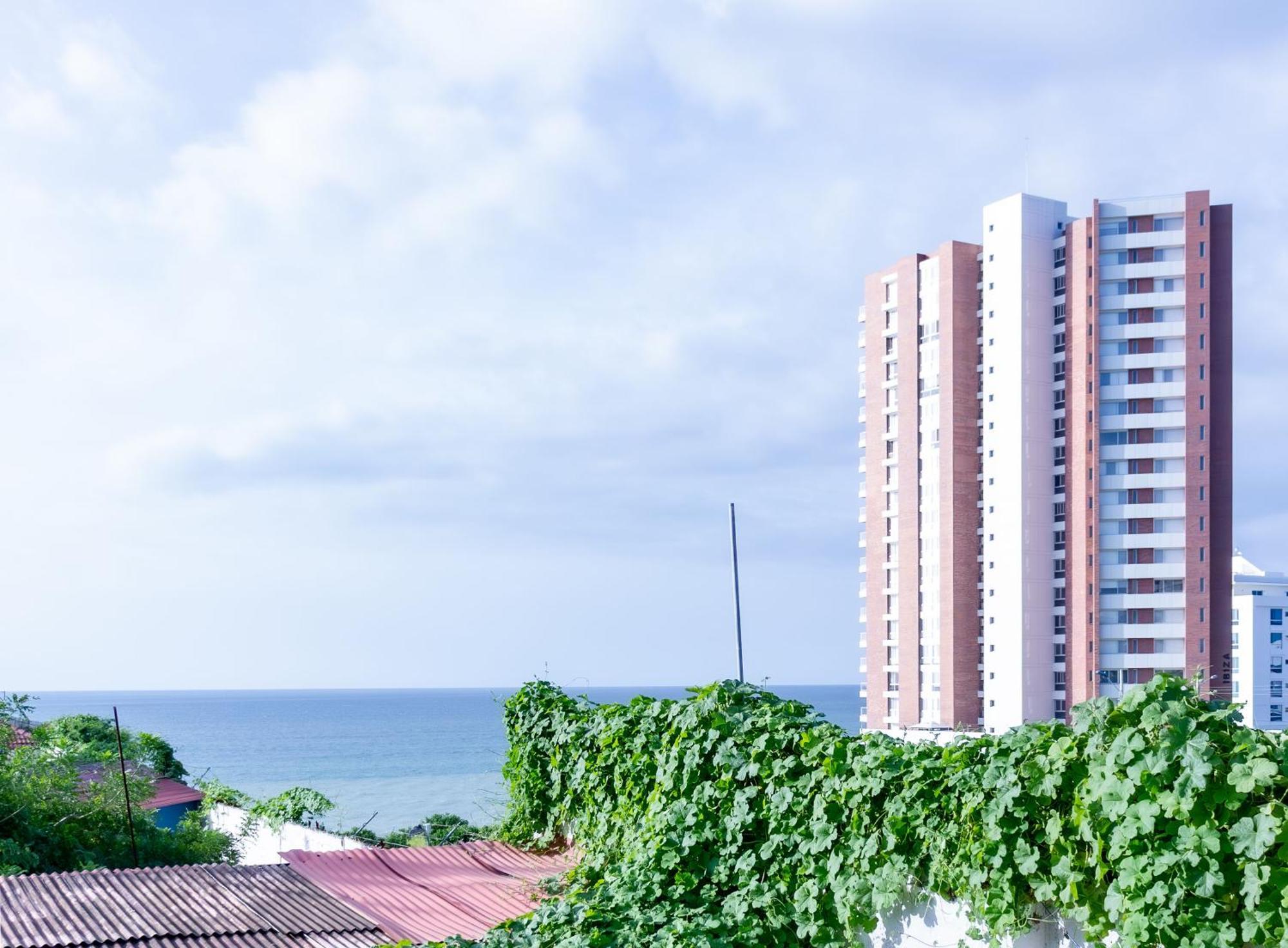 Hostal Antares Манта Екстер'єр фото