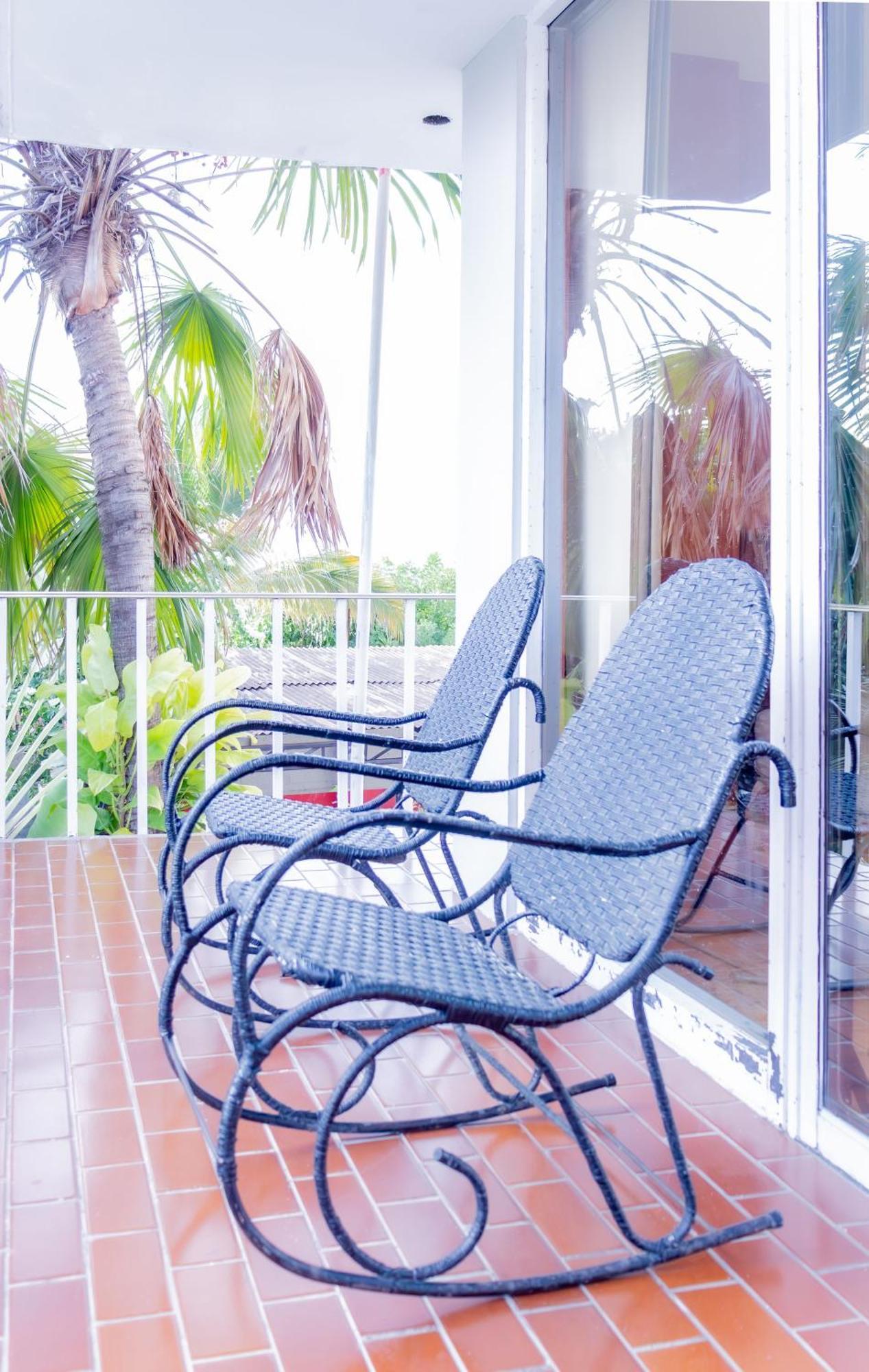 Hostal Antares Манта Екстер'єр фото